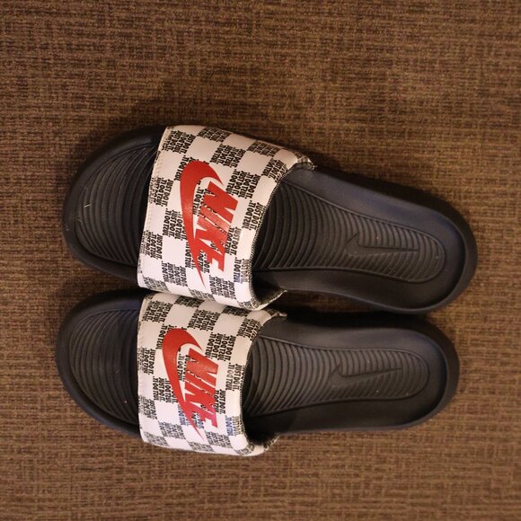 Nike Victori One Slide Print CN9678-102 Size 8 Just Do It. - Picture 1 of 4